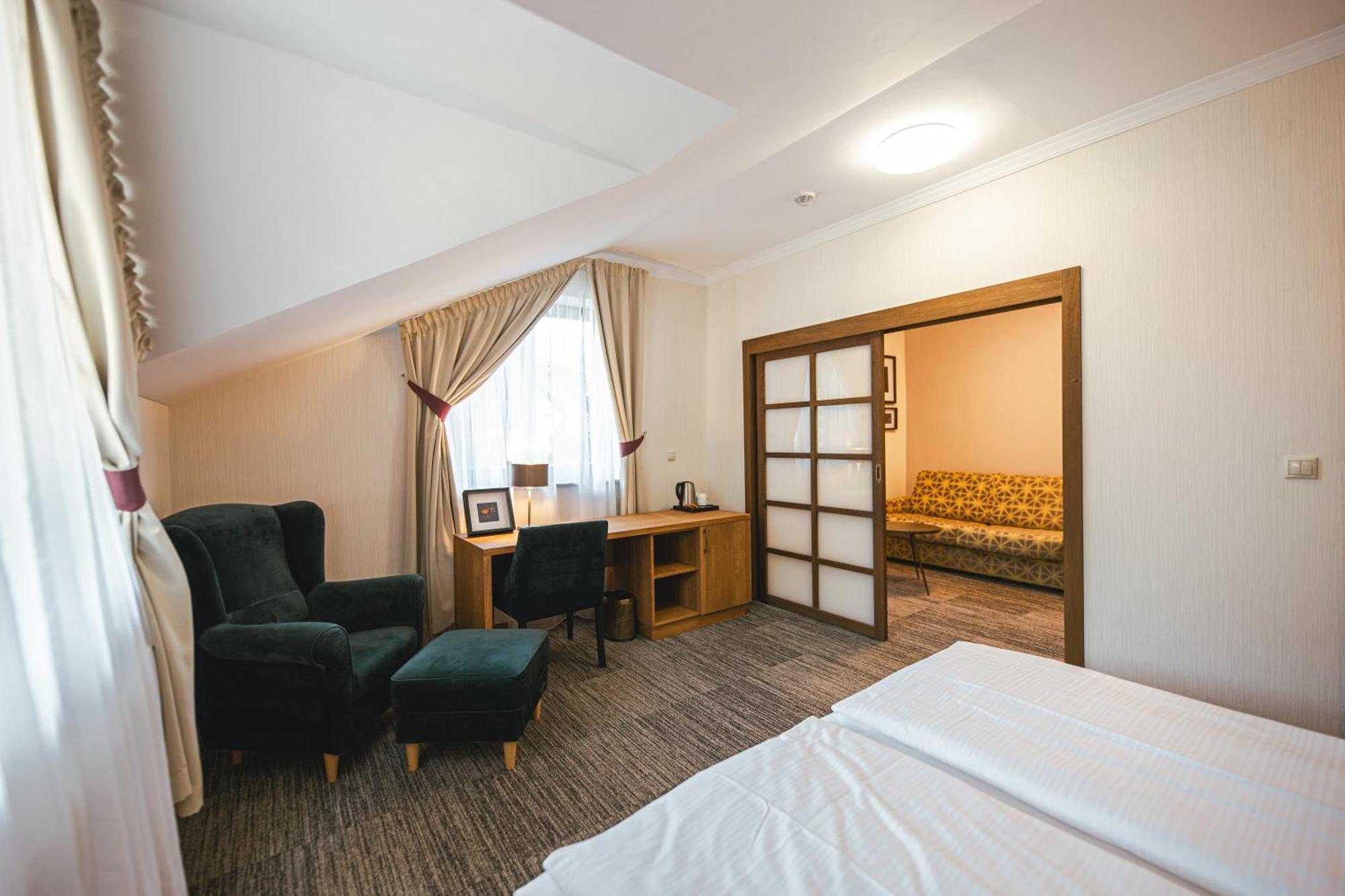 Pension Relish Rajecke Teplice Ngoại thất bức ảnh